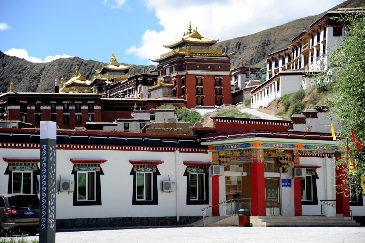 万润国际度假酒店-官方