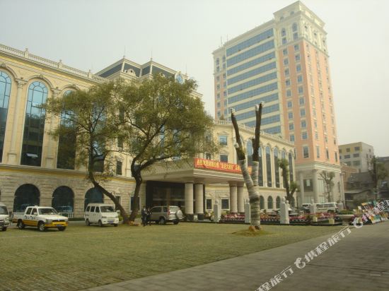 邵阳白公城建民国际大酒店