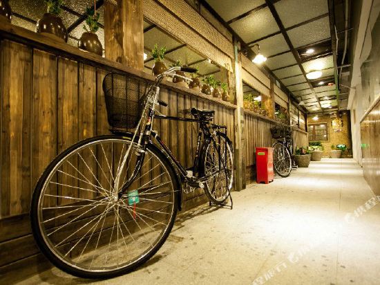 武汉堂舍旧时光民宿