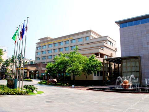 武汉知音莲花湖酒店（蔡甸大街文正街店）主图