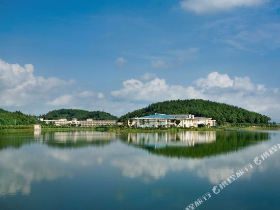 佛山高明富湾湖酒店