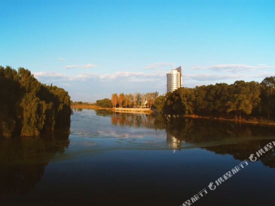 喆啡酒店(北京碧水庄园朱辛庄地铁站店)