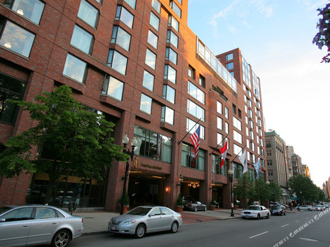 波士顿四季酒店