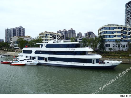 南充嘉舟丽港酒店