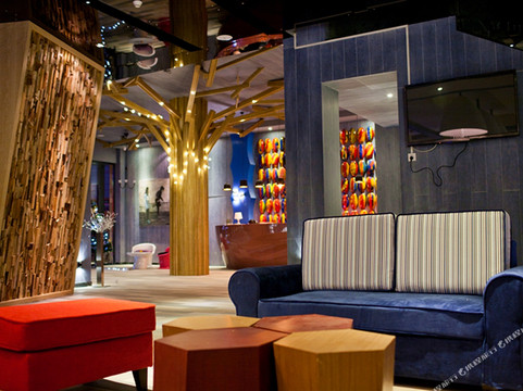 桂林紫藤花大酒店主图