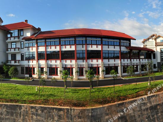 武夷山崇阳溪山庄