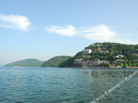 万佛湖徽萃山林度假村