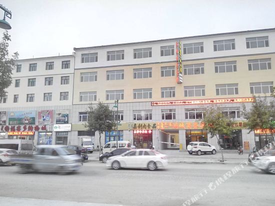 正蓝旗鸿城商务宾馆