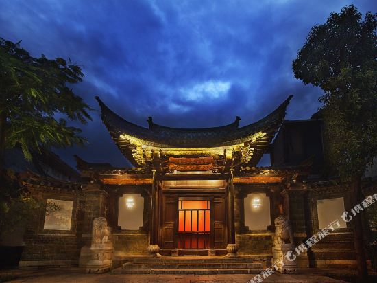 建水听紫云度假酒店