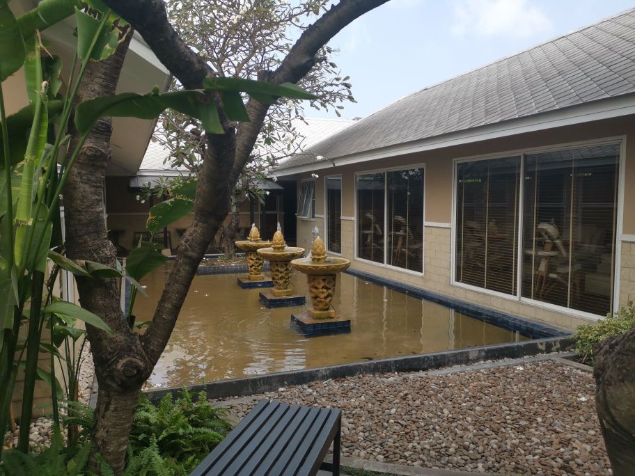 Jacknife Bar & Grill餐厅图片