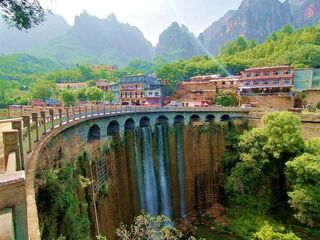 跟着老夏去阱底村和神龙挂壁。