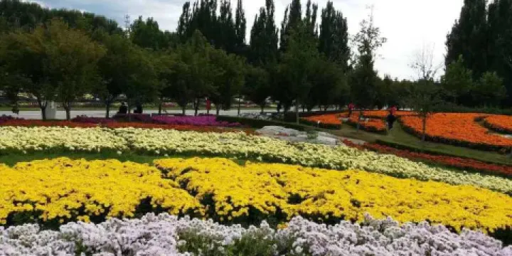 牙克石市門都公園