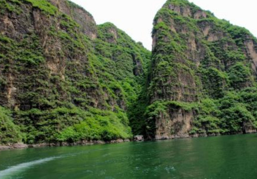 自駕延慶龍慶峽宿朋聚軒民宿，適合帶老人和孩子出行體驗滿滿京味。