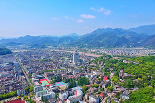 临海游记图文-江南寻幽，2天1晚逛台州临海，享受古典和现代交织的烟火生活