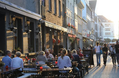 德国游记图片] 疫情中的杜塞尔多夫老城：为何它的凝聚力依然如此强大？（第一期）