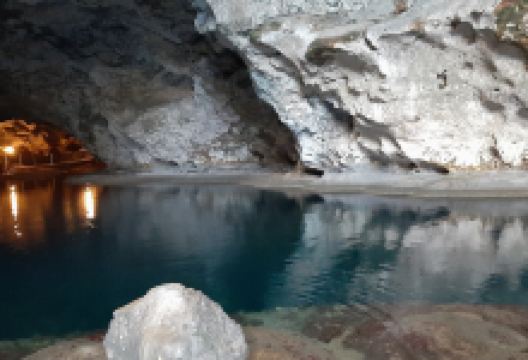 三眼国家公园景点图片