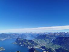 皮拉图斯山-阿尔卑纳赫-yanglish