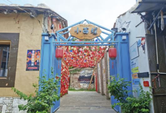 泉州开元寺+泉府小西埕+洛阳桥+西街一日游【2-8人小团】【[8人VIP小团]市区酒店上门接送，晚出发不赶早，感受小而美，人少更自由。】