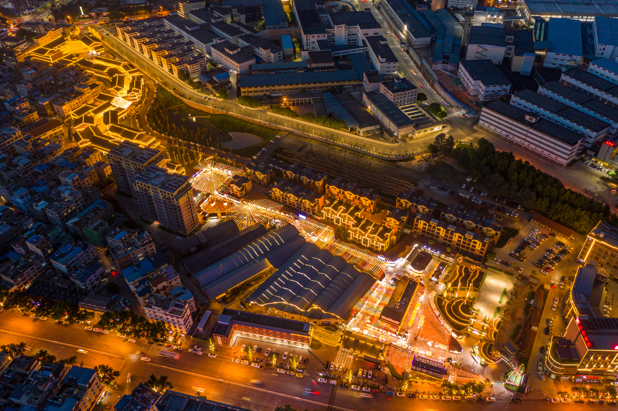 青花街(红塔大道店)