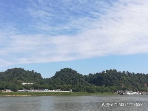 巨型睡佛