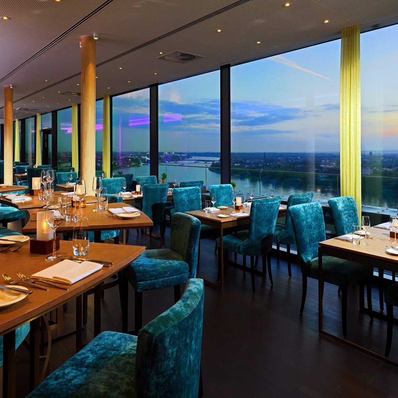 Konrad's Restaurant & Bar