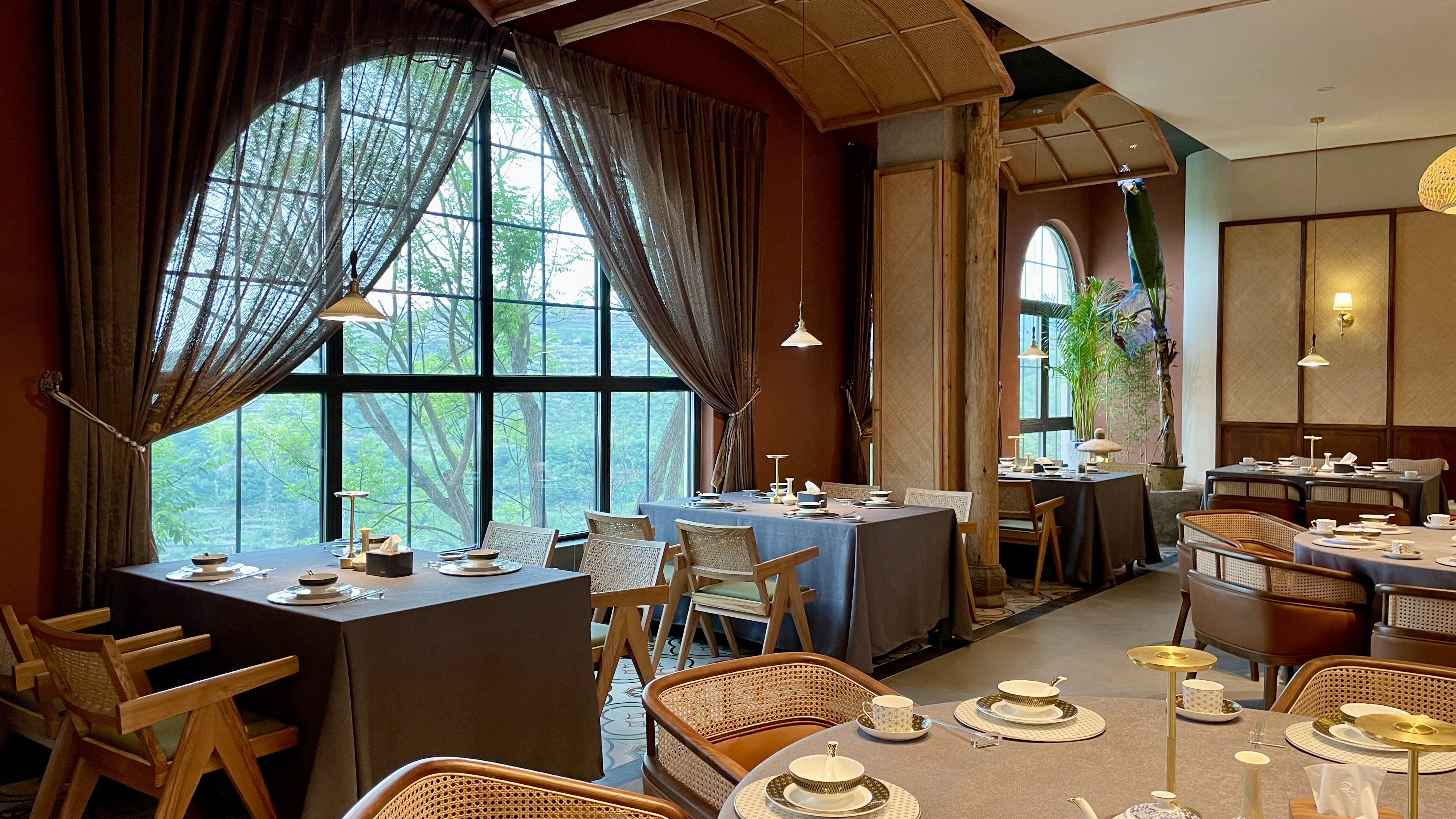 红土岭山陉居生态民宿·陉山宴餐厅图片