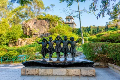 毓园