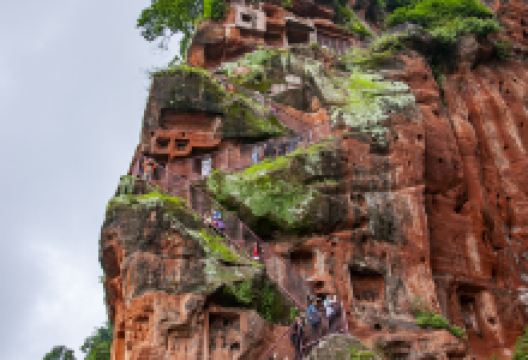 乐山大佛景区-栈道景点图片