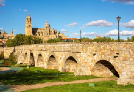 罗马古桥景点图片