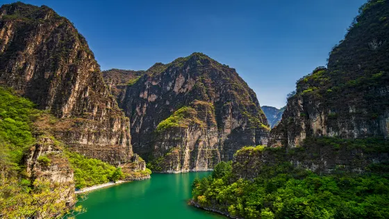 龍慶峽