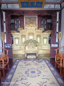 张家花园-大理市-坚强的女汉子