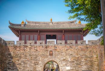 私家团大鹏所城较场尾杨梅坑一日游深圳上门接送【所选城市市区免费上门接送，方便快捷，省时省力（时间可微调）】