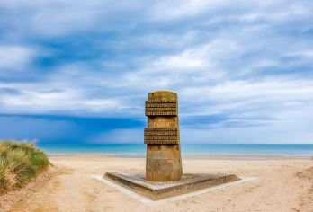 奥马哈海滩美军阵亡将士墓+朱诺海滩+奥马哈海滩+阿罗芒什莱班【私家团包车游 I 中英文司导 I 行程可沟通调整】