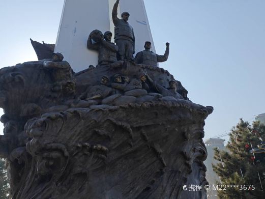 抗洪胜利纪念碑