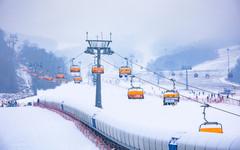 松花湖滑雪度假区游记图片] 今日大雪现场直击，你的滑雪行程安排了吗？