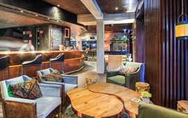 Salmora Live Kitchen&Bar