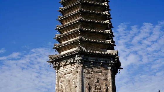 東平房塔