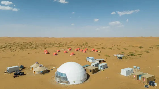 阿拉善五湖穿越烏蘭湖沙漠露營