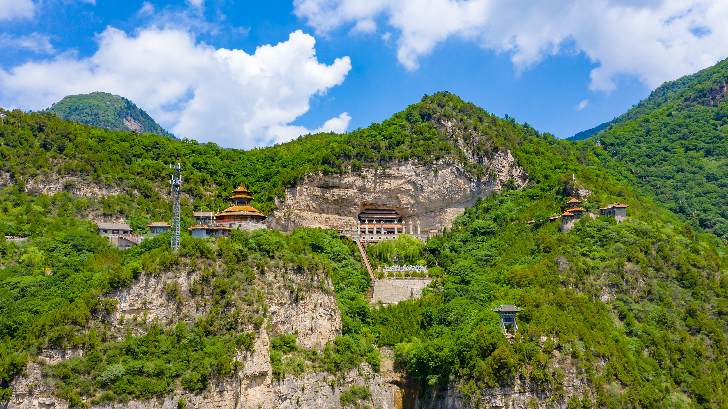 2-Day Jiexiu Tour: Explore Mianshan's Natural Beauty, Historic Zhang Bi Ancient Fortress