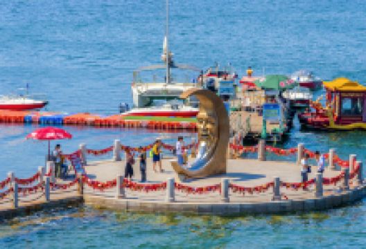 月亮湾景点图片