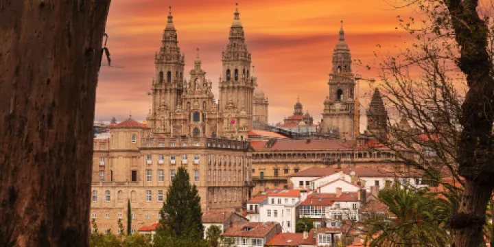 聖地亞哥-德孔波斯特拉主教座堂