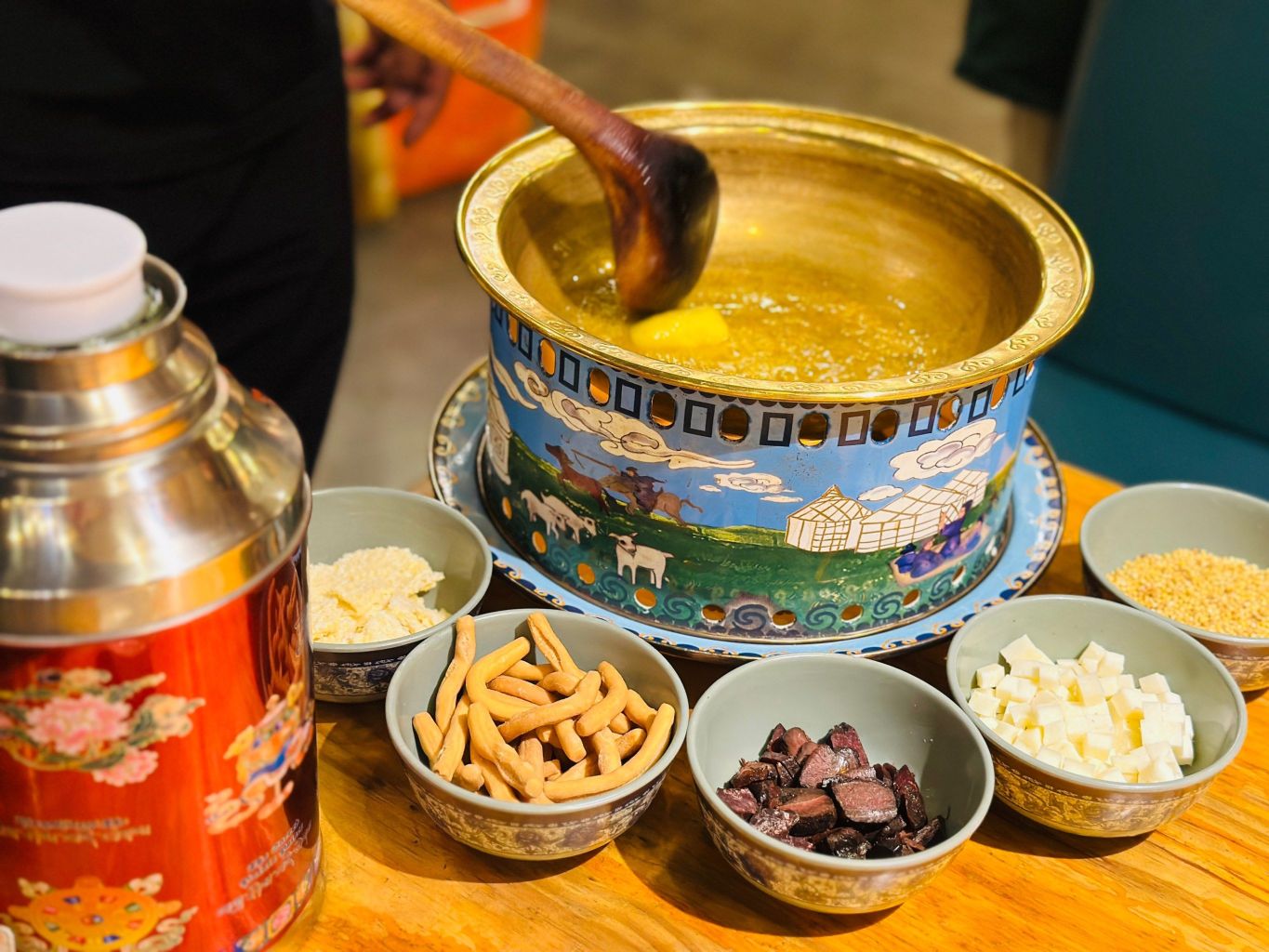 大伟烤全羊(张北总店)