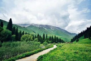 新疆巴州多举并措催热春季旅游市场 旅游市场