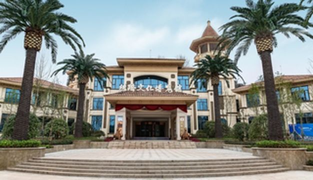 大英死海、丝路奇幻城、郪江湿地公园纯玩二日游