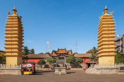 妙湛寺双塔
