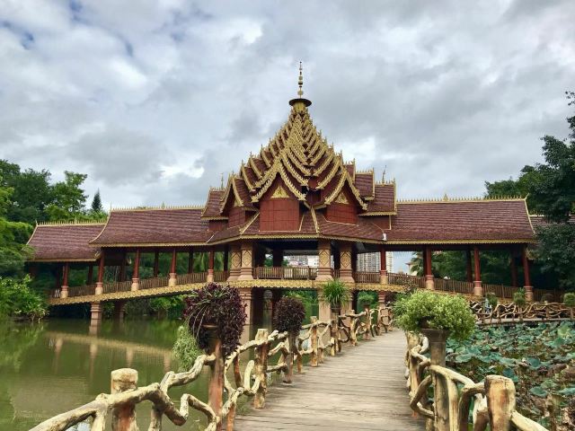 曼听佛牙寺旅行图片 1
