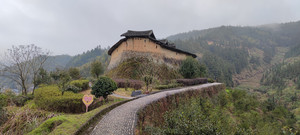 大田游记图文-大田土堡-琵琶堡是座山顶上的宗祠