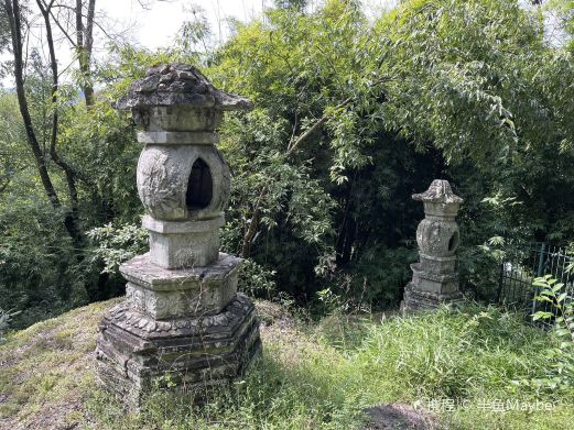 灵鹫寺石塔