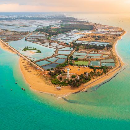 湛江+中国大陆南极村+湛江军事文化博览园5日4晚跟团游