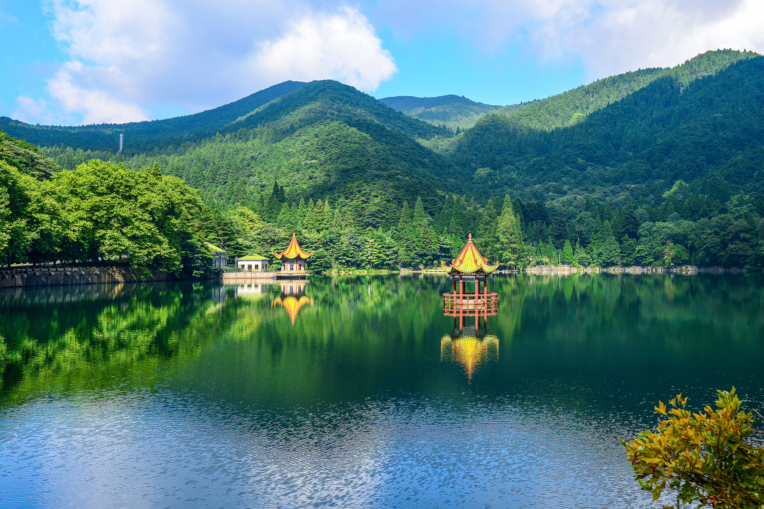 3-Day Jiujiang & Lushan Global Geopark Tour: Ancient Charm of Xunyang, Autumn Scenery of Lushan
